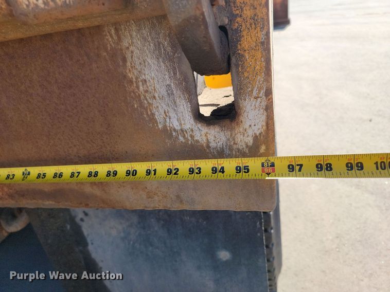 image for item DP3472 2013 International  7500 dump truck