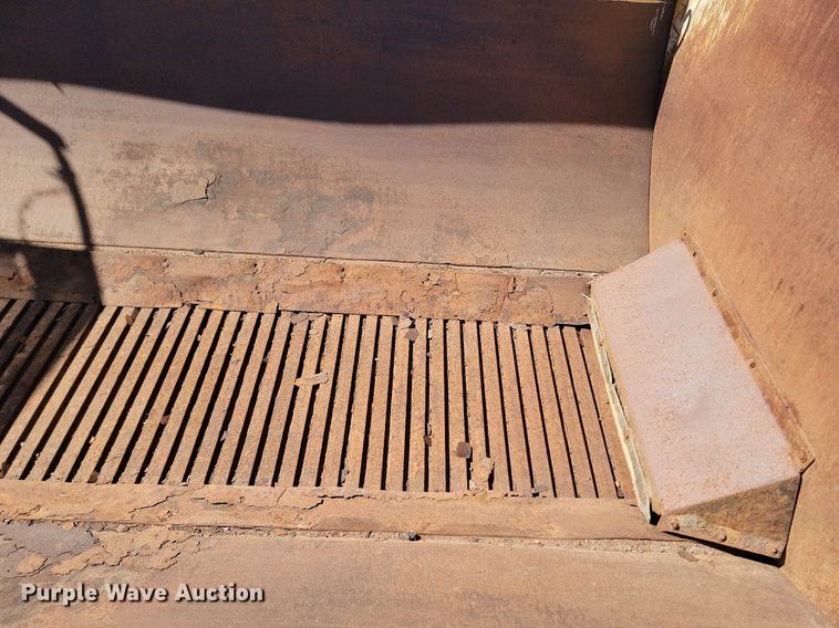 image for item DP3472 2013 International  7500 dump truck