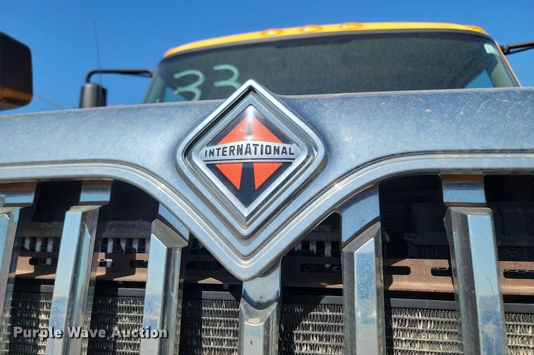 image for item DP3472 2013 International  7500 dump truck