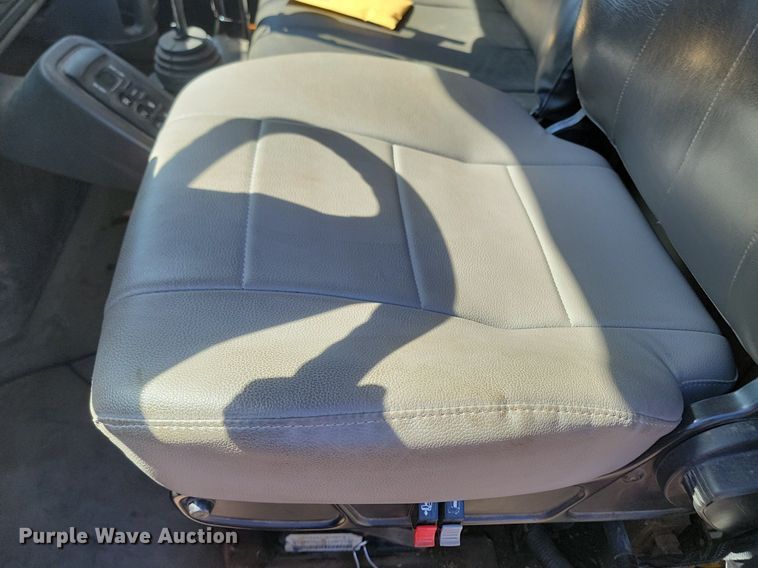 image for item DP3472 2013 International  7500 dump truck