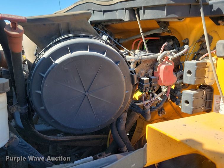 image for item DP3472 2013 International  7500 dump truck