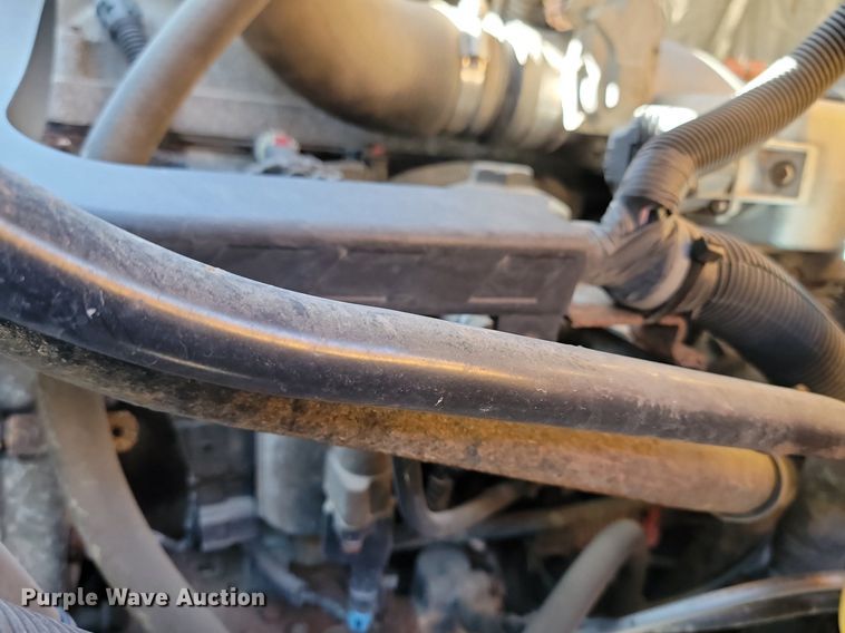 image for item DP3472 2013 International  7500 dump truck