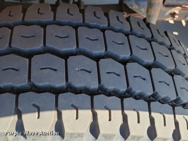 image for item DP3472 2013 International  7500 dump truck