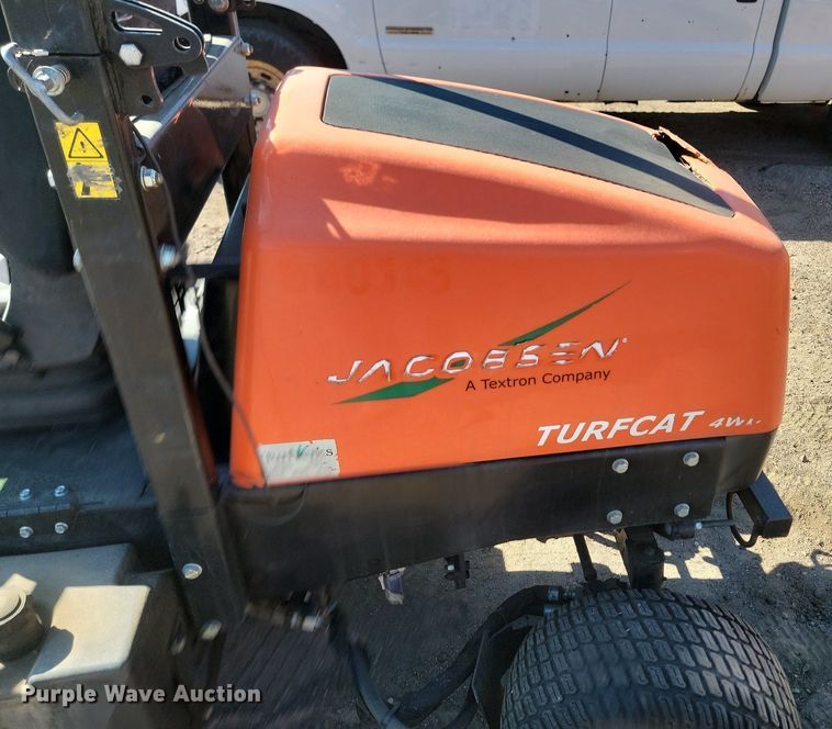 image for item DP3478 Jacobsen Turfcat 628D lawn mower