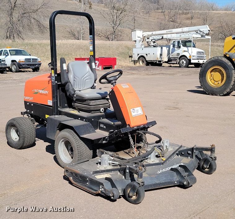 image for item DP3479 Jacobsen  Turfcat 628D  lawn mower