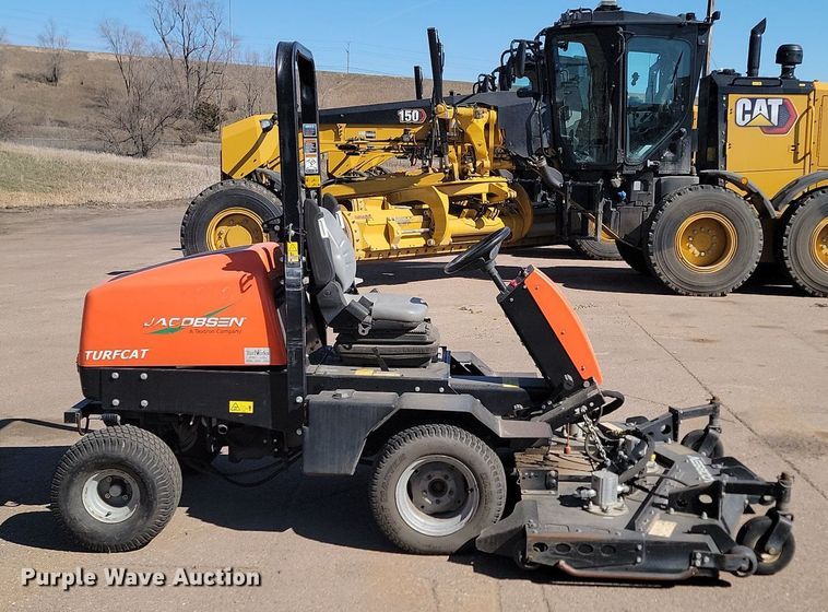 image for item DP3479 Jacobsen  Turfcat 628D  lawn mower