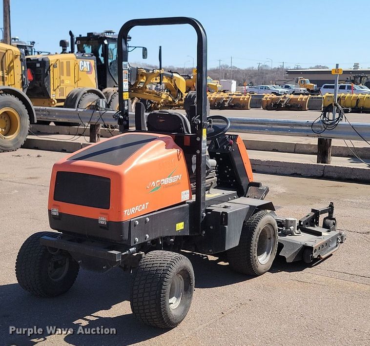 image for item DP3479 Jacobsen  Turfcat 628D  lawn mower