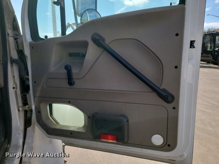 image for item DP3480 2009 Sterling Acterra bucket truck