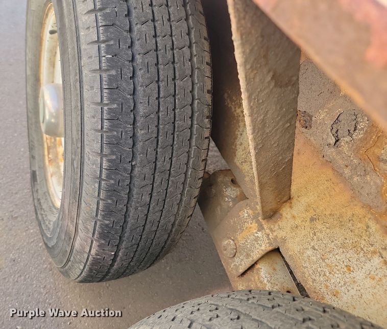 image for item DP3482 2014 Kiefer TRA/REM pole trailer