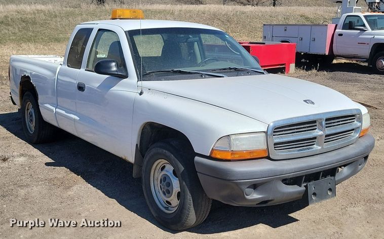 image for item DP3484 2004 Dodge  Dakota Club Cab pickup truck