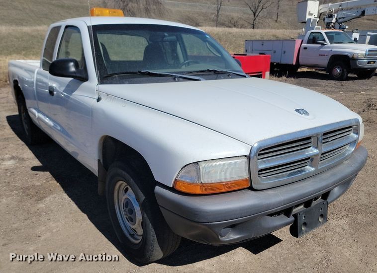 image for item DP3484 2004 Dodge  Dakota Club Cab pickup truck