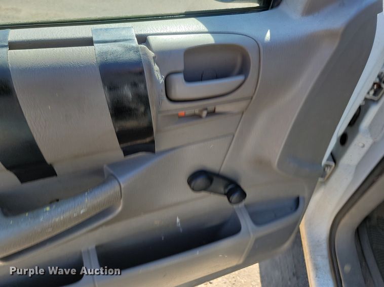 image for item DP3484 2004 Dodge  Dakota Club Cab pickup truck