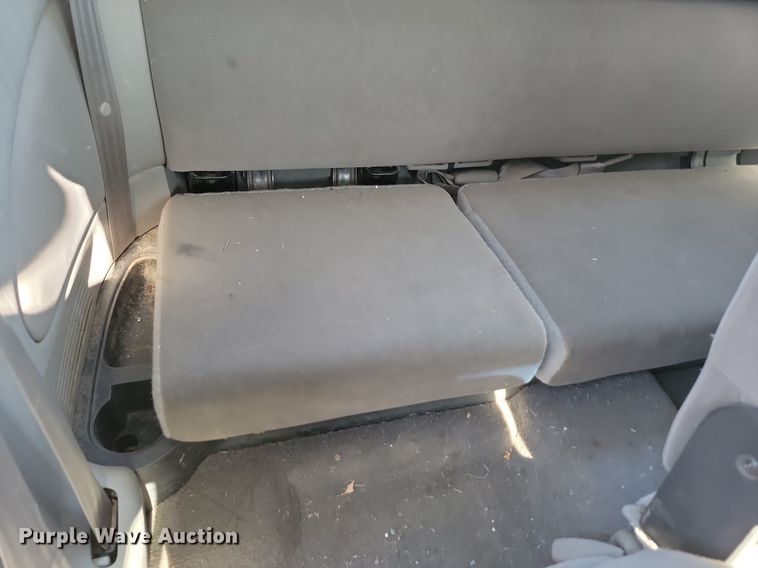 image for item DP3484 2004 Dodge  Dakota Club Cab pickup truck