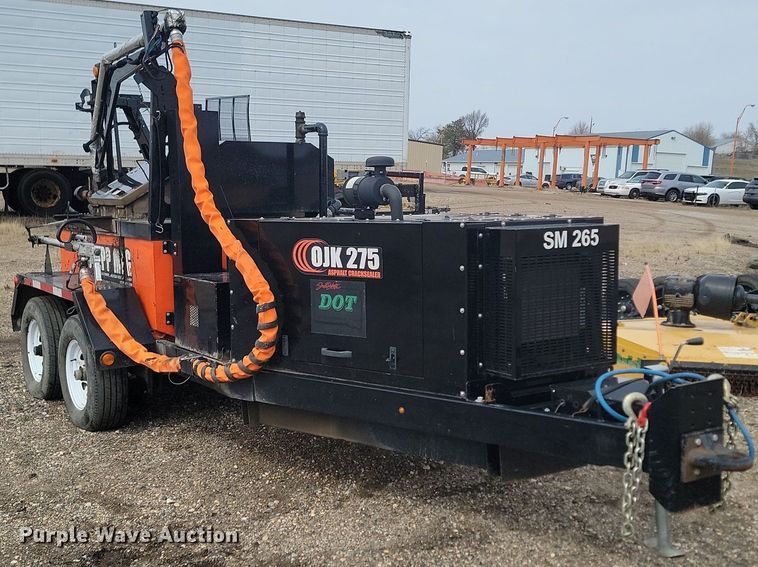 image for item DP3502 2017 Stepp Mfg. OKJ 275  crack sealer