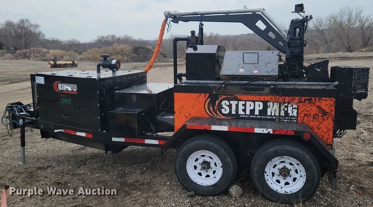 image for item DP3502 2017 Stepp Mfg. OKJ 275  crack sealer