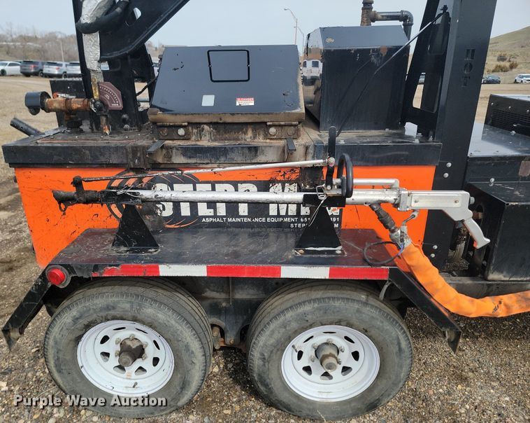 image for item DP3502 2017 Stepp Mfg. OKJ 275  crack sealer