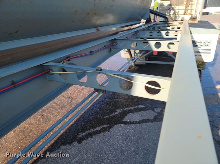 image for item DP3505 2009 SmithCo S3-43-34 side dump trailer