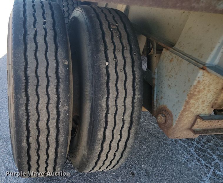 image for item DP3505 2009 SmithCo S3-43-34 side dump trailer