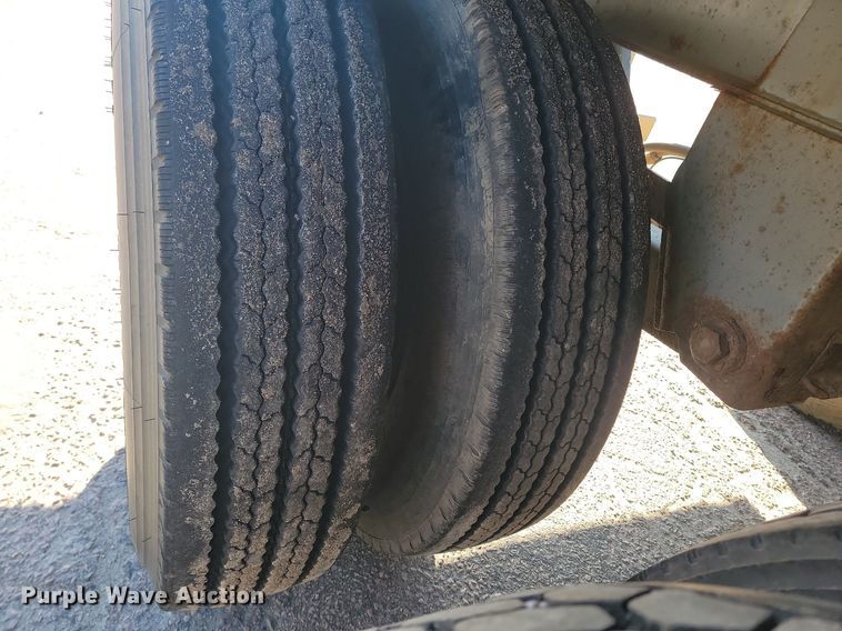 image for item DP3505 2009 SmithCo S3-43-34 side dump trailer