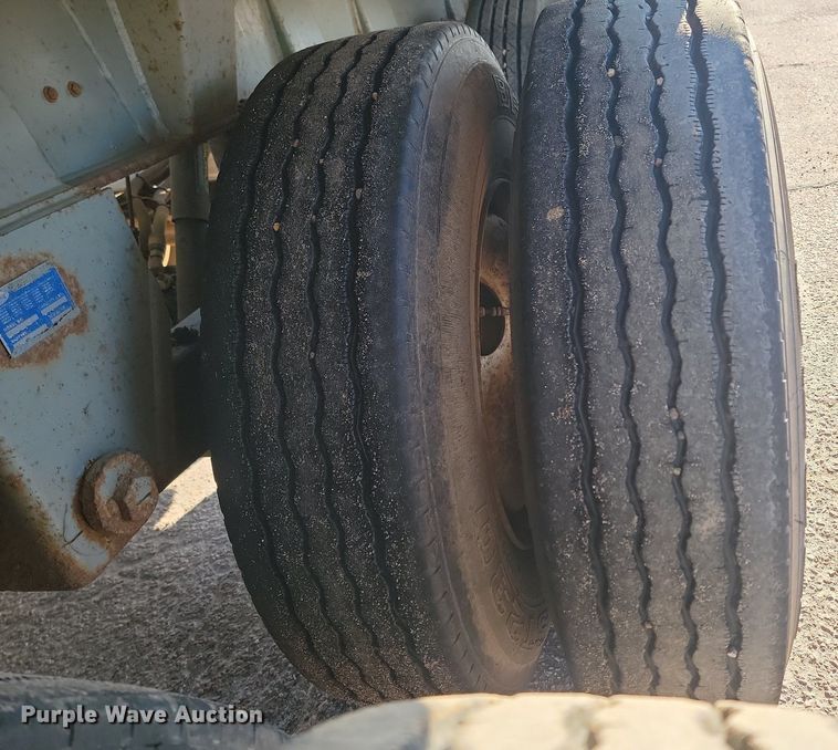 image for item DP3505 2009 SmithCo S3-43-34 side dump trailer