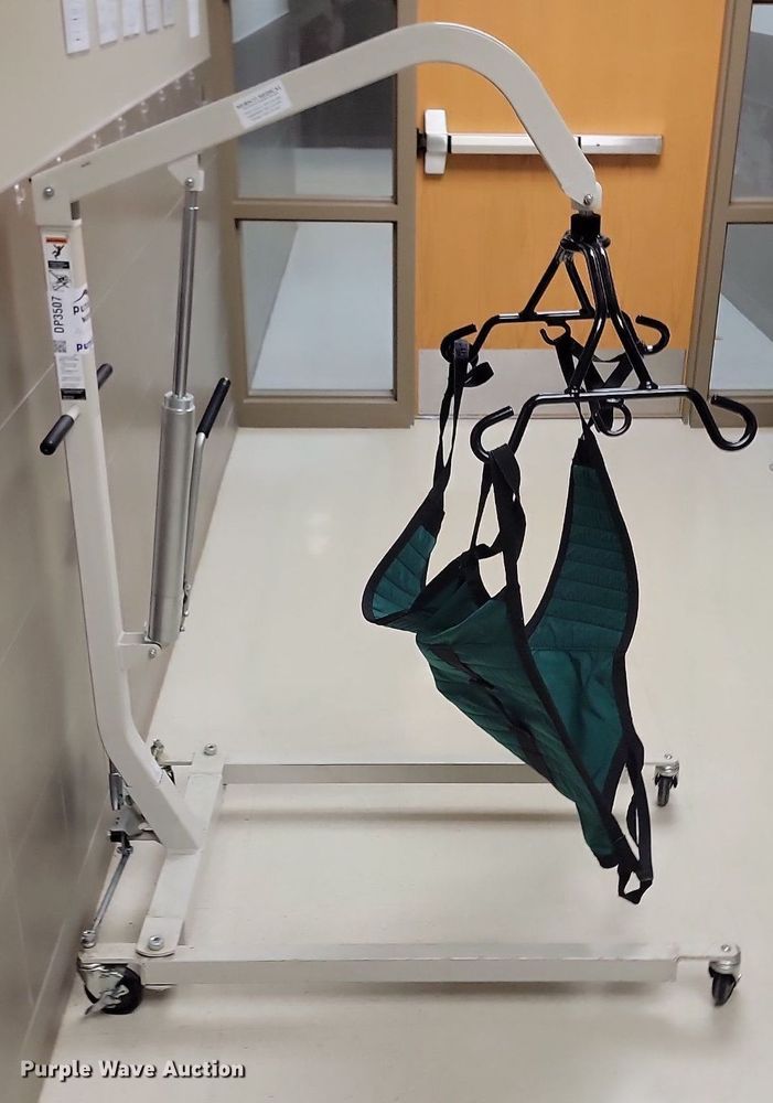 image for item DP3507 Hoyer HML400 patient lift