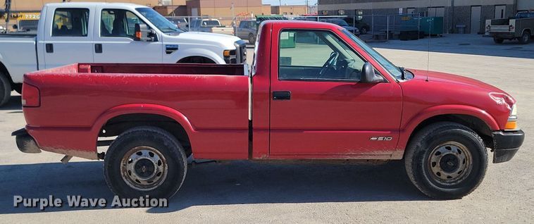 image for item DP3512 1998 Chevrolet  S10 pickup truck