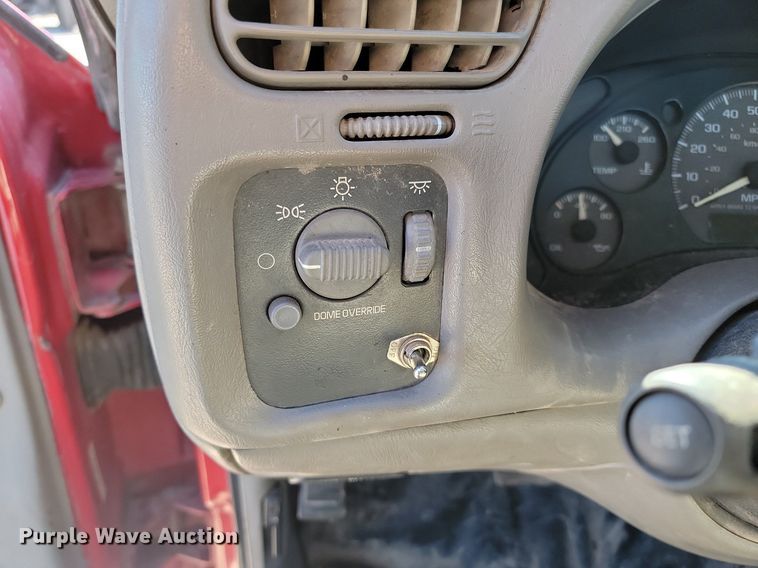 image for item DP3512 1998 Chevrolet  S10 pickup truck