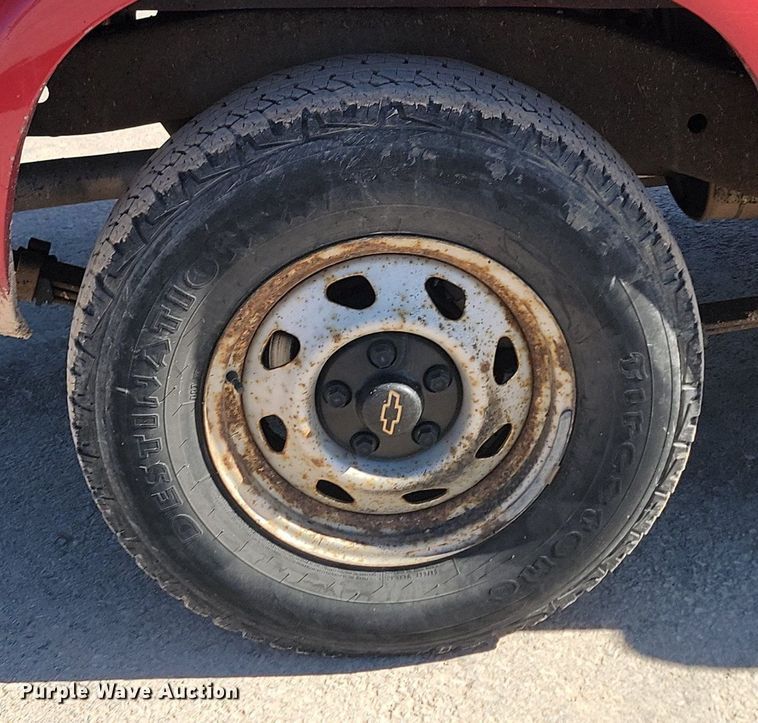 image for item DP3512 1998 Chevrolet  S10 pickup truck