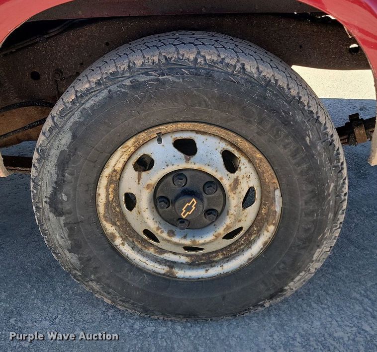 image for item DP3512 1998 Chevrolet  S10 pickup truck