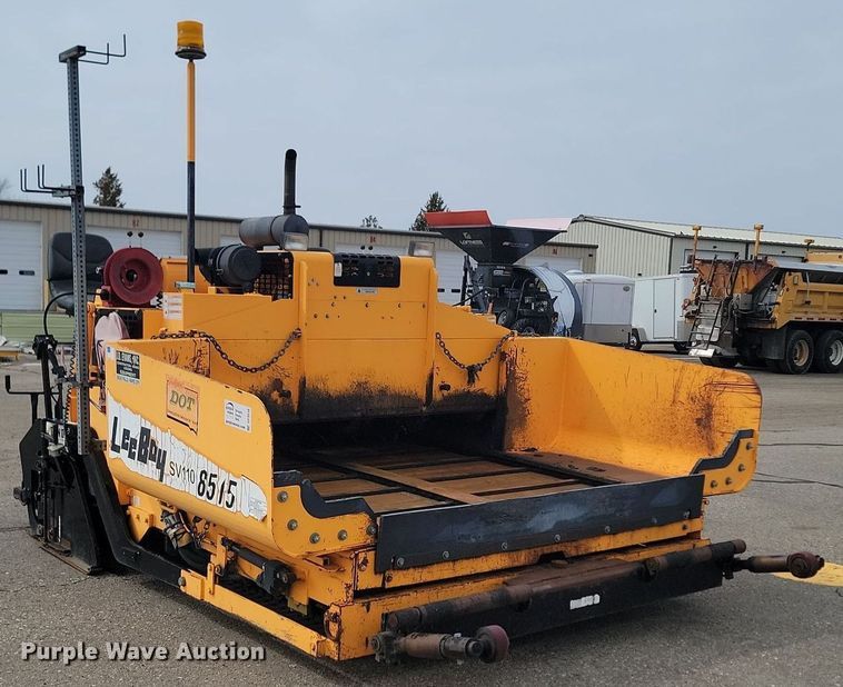 image for item DP3516 2007 LeeBoy L8515 RE paver