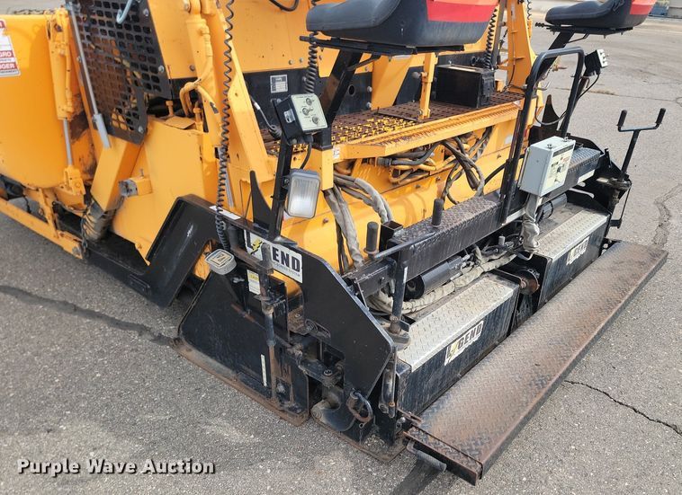 image for item DP3516 2007 LeeBoy L8515 RE paver