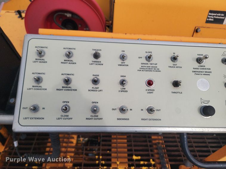 image for item DP3516 2007 LeeBoy L8515 RE paver