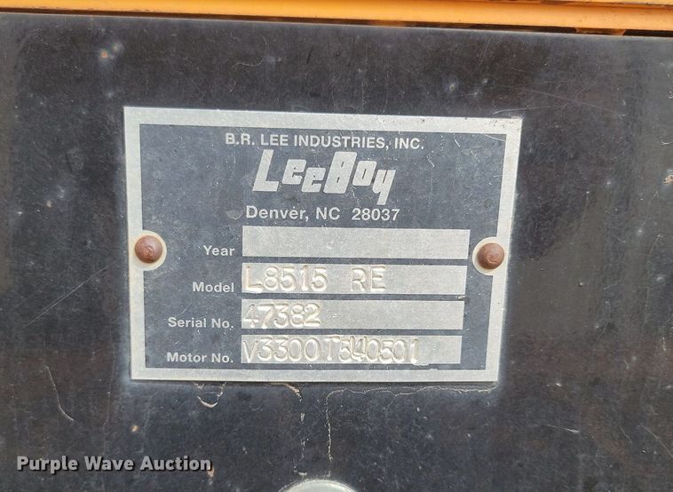 image for item DP3516 2007 LeeBoy L8515 RE paver