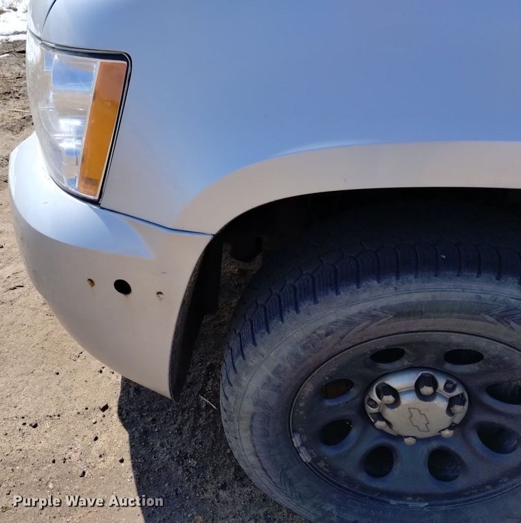 image for item DQ6035 2011 Chevrolet Tahoe Police  SUV