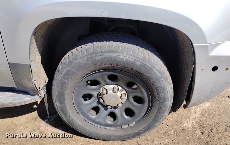 image for item DQ6035 2011 Chevrolet Tahoe Police  SUV