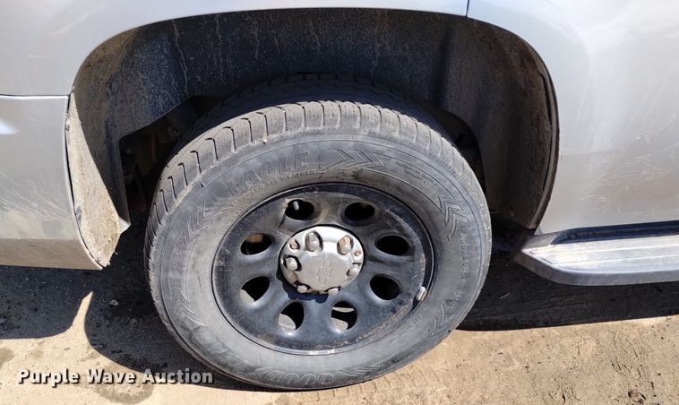 image for item DQ6035 2011 Chevrolet Tahoe Police  SUV