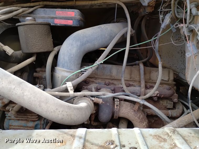 image for item DQ6036 1991 Ford L8000 dump truck