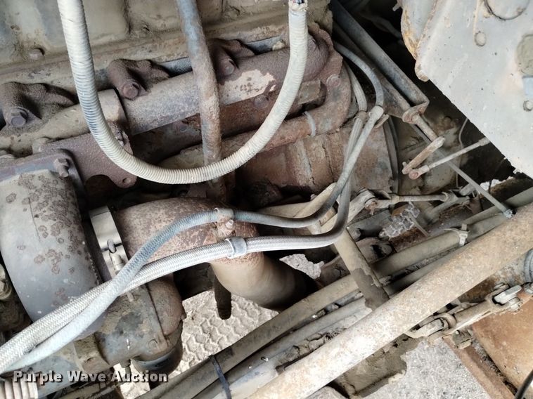 image for item DQ6036 1991 Ford L8000 dump truck