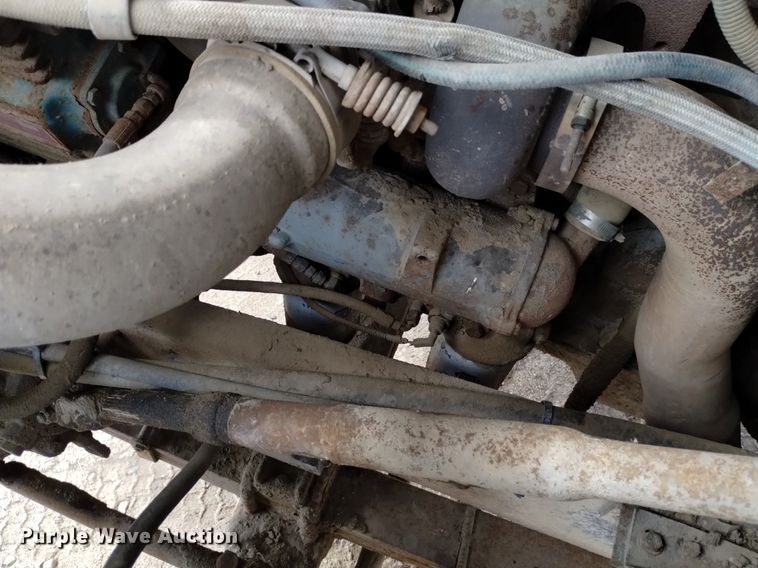 image for item DQ6036 1991 Ford L8000 dump truck