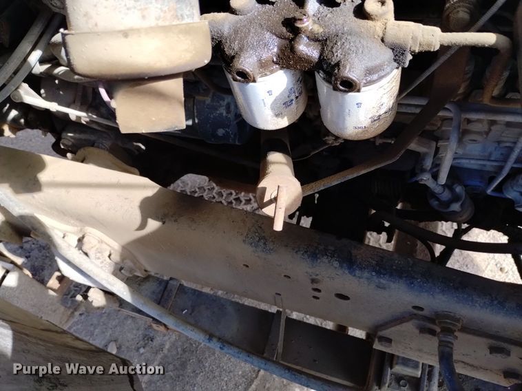 image for item DQ6036 1991 Ford L8000 dump truck