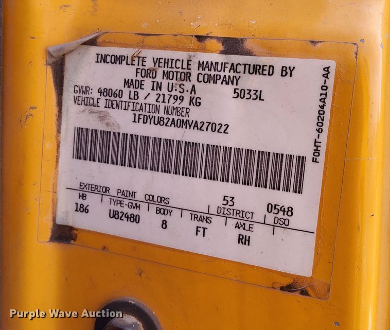 image for item DQ6036 1991 Ford L8000 dump truck