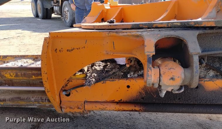 image for item DQ6037 1984 John Deere  770A motor grader