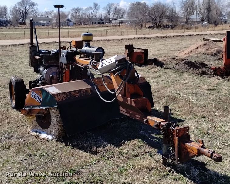 image for item DQ6038 M-B Company 53MH broom