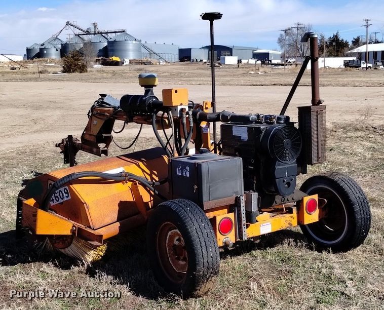 image for item DQ6038 M-B Company 53MH broom