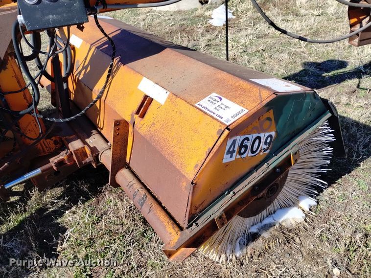 image for item DQ6038 M-B Company 53MH broom