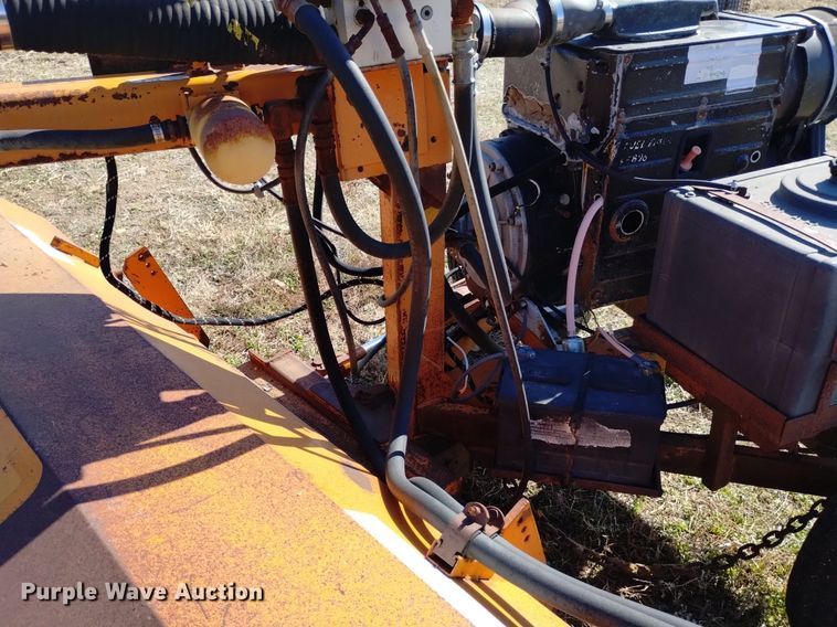 image for item DQ6038 M-B Company 53MH broom