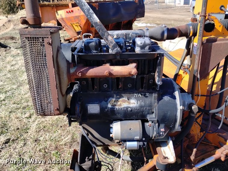 image for item DQ6038 M-B Company 53MH broom