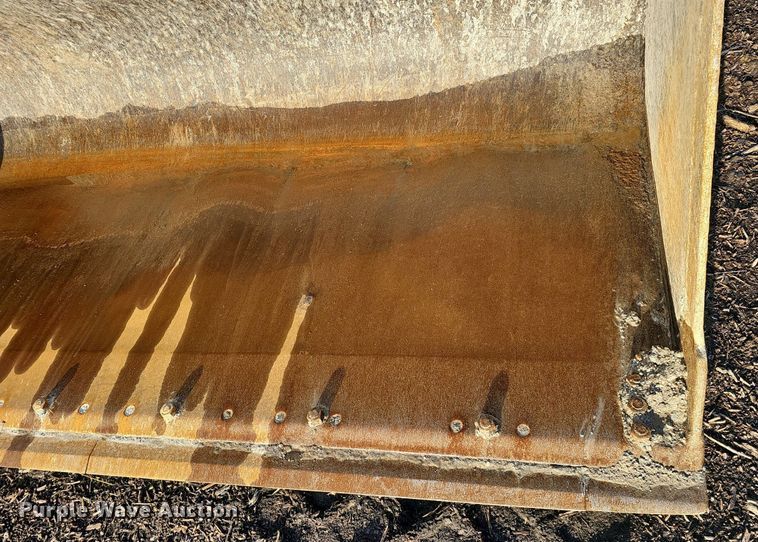 image for item DQ8653 2007 John Deere 644J wheel loader