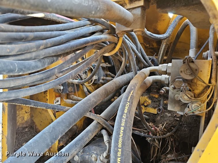 image for item DQ8653 2007 John Deere 644J wheel loader