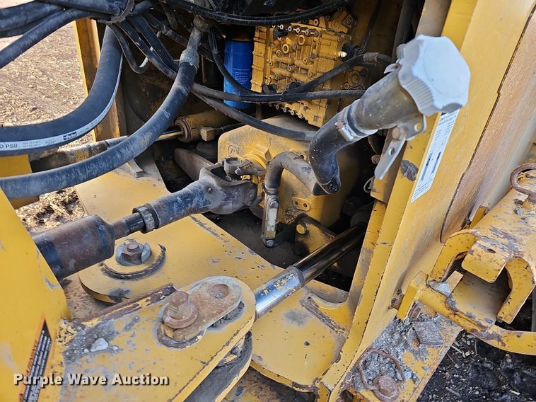 image for item DQ8653 2007 John Deere 644J wheel loader